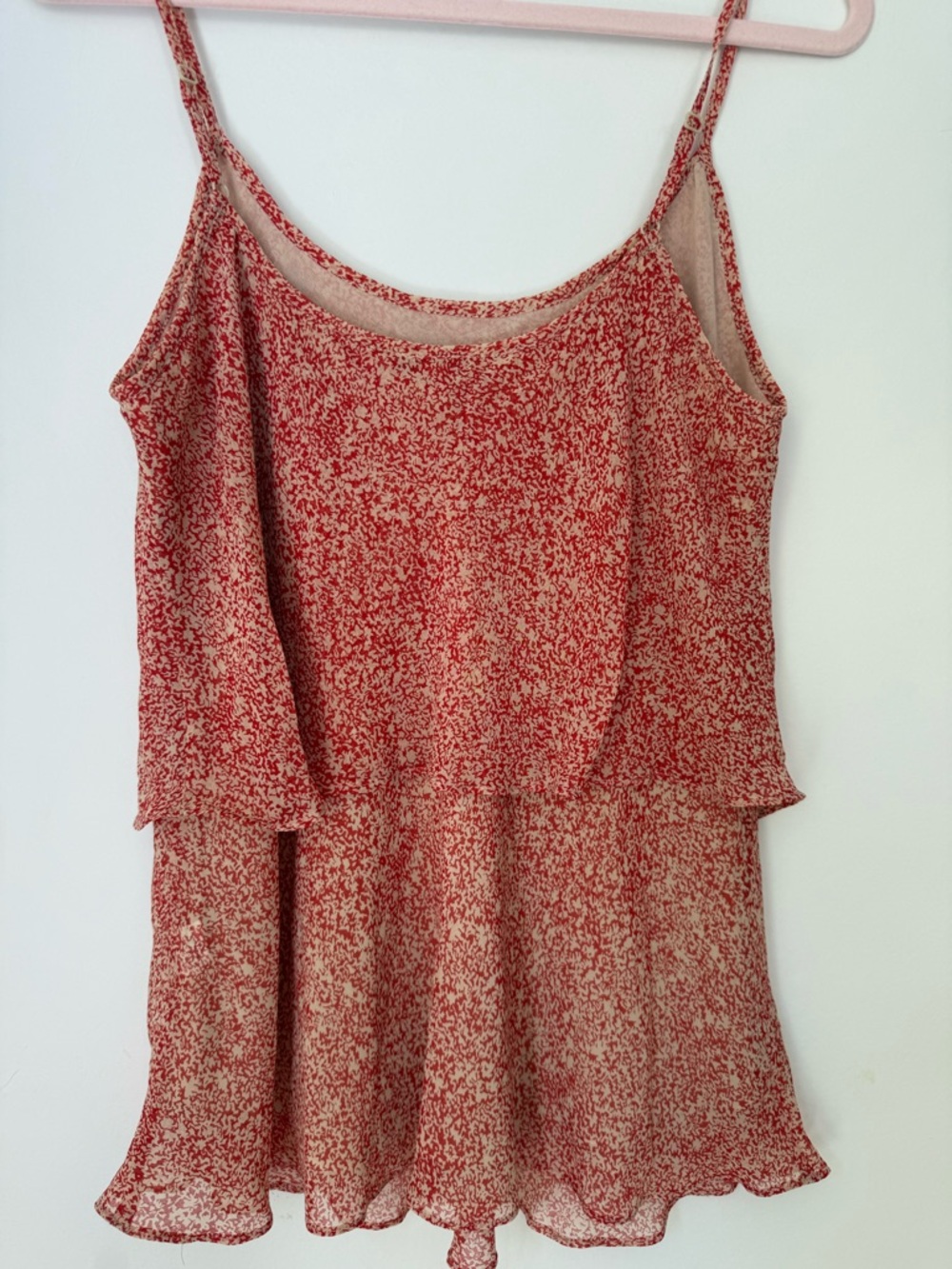 CAbi Red Cream Floral Camisole Tank Top Size L Flowy Ruffle Hem - Picture 2 of 4
